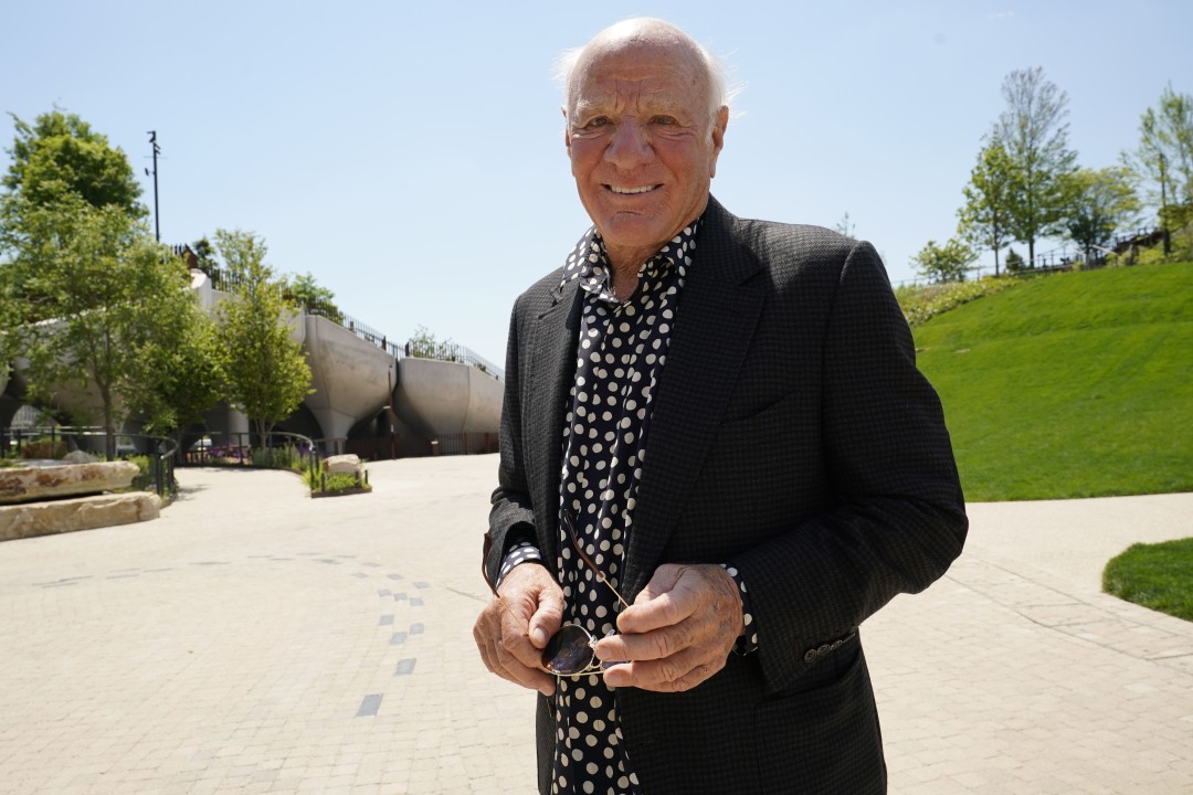 Add Barry Diller to the Scramble to Buy CNN