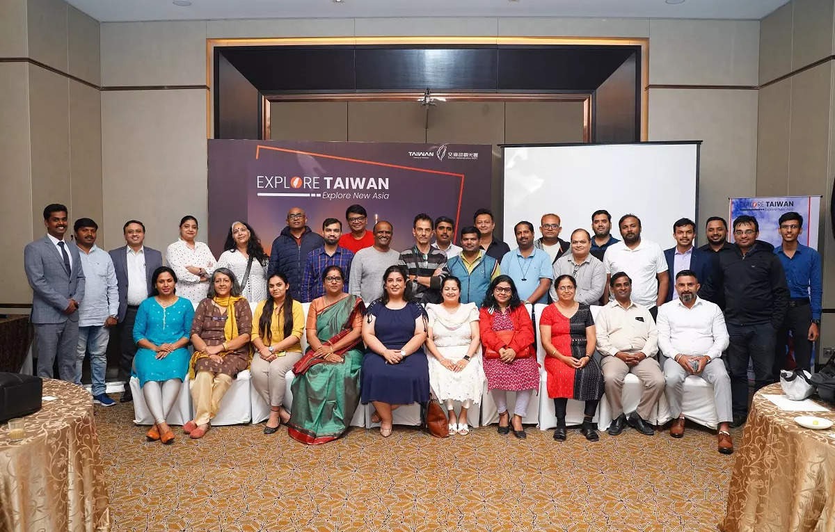 Taiwan Tourism conducts educational seminars with airlines