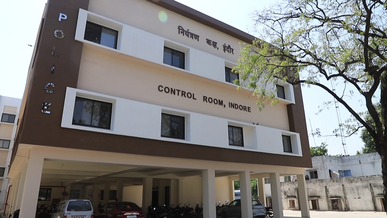 Indore Police is ready with a brand new Integrated Control Room to serve the Indorians. - Indore Talk