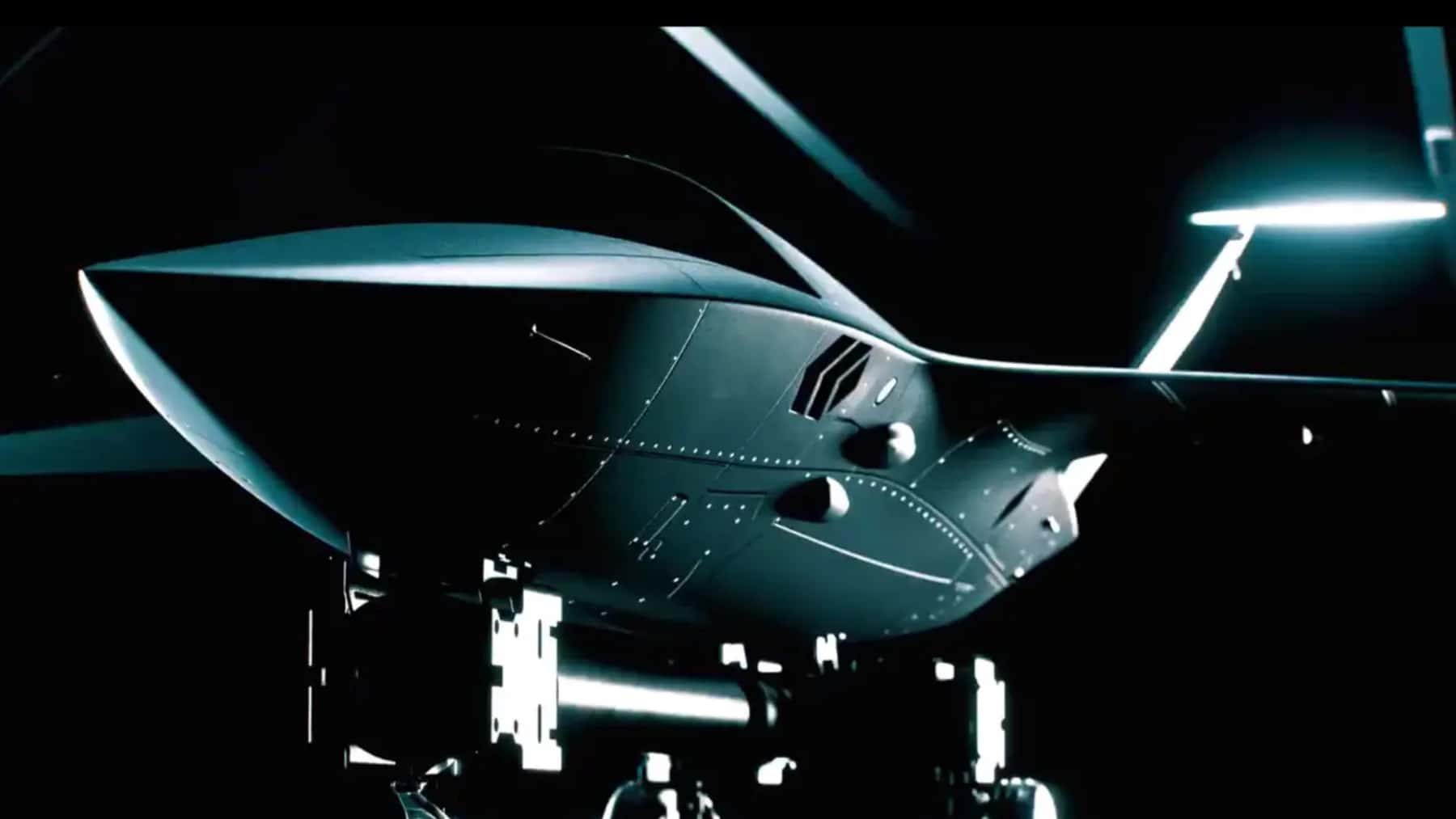 Airbus se está preparando para el primer vuelo del avión de combate no tripulado Kratos con un sistema de misión europeo