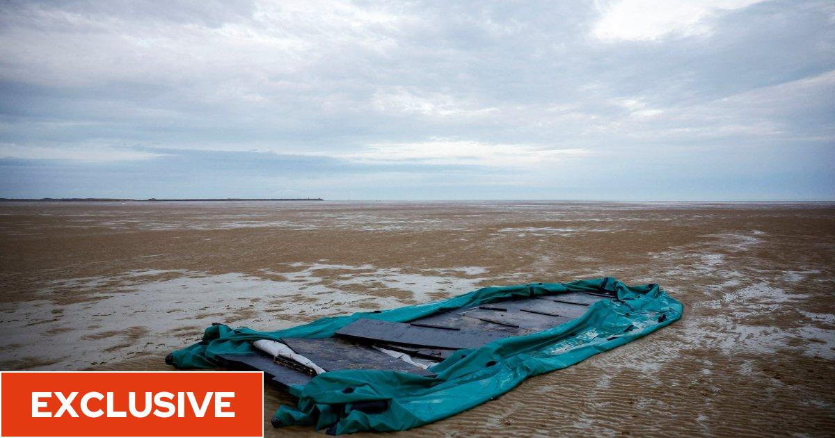Migrant dinghy that sank with 27 dead was in UK waters, new accident report confirms