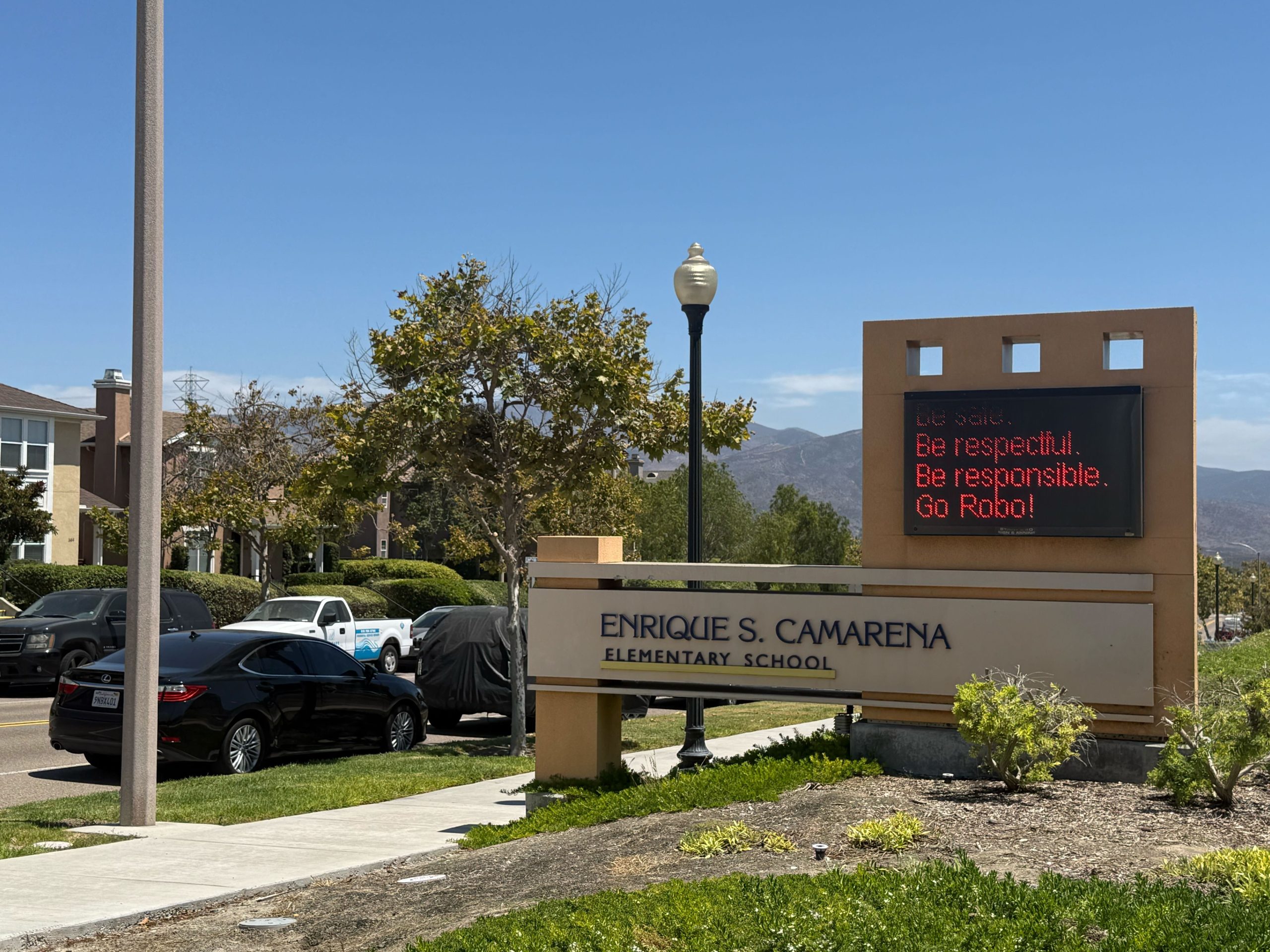 ICE arrests parent outside Chula Vista school during dropoff