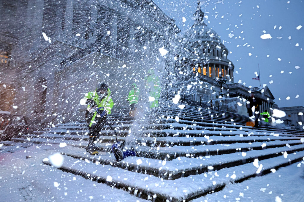 Another Polar Vortex Is Blasting the U.S. With Harsh Winter Weather. So How Is Climate Change Involved? - Inside Climate News
