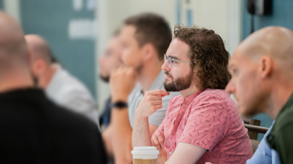 De collaborateur indépendant à directeur de contenu : Le parcours Valnet de Raphael Bennett - Valnet’s Humble & Hungry Leadership Blog