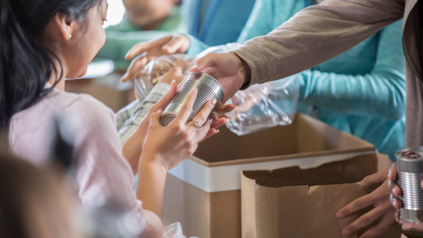 COVID-19 pandemic exacerbates Illinois’ ‘quiet curse’ of food insecurity - Investigate Midwest