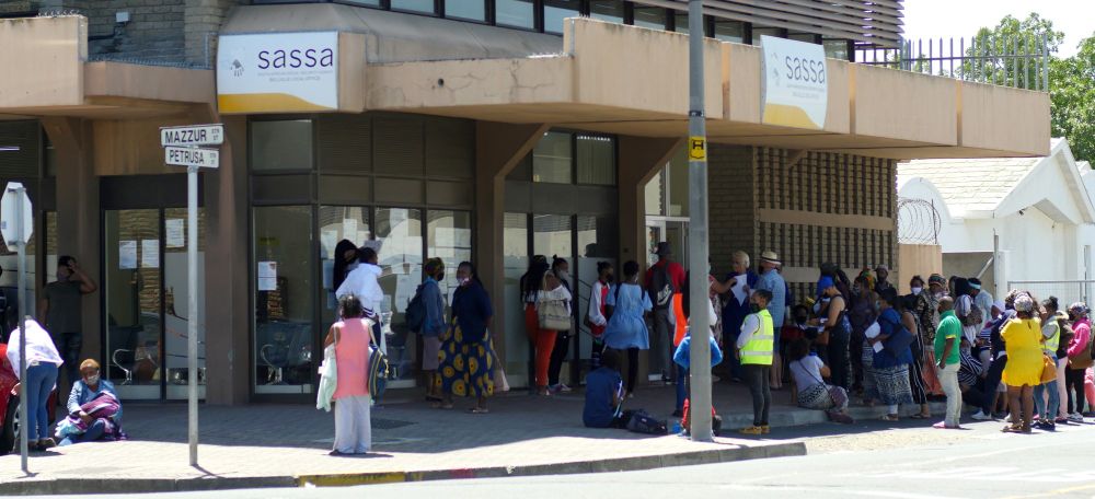 Sassa grants add R10