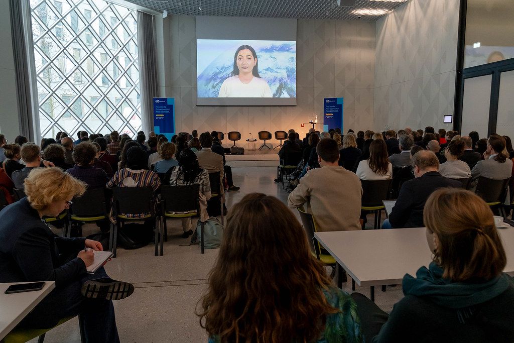 Notes from Berlin: Is AI breaking journalism and what is the roadmap for industry's future – ipi.media