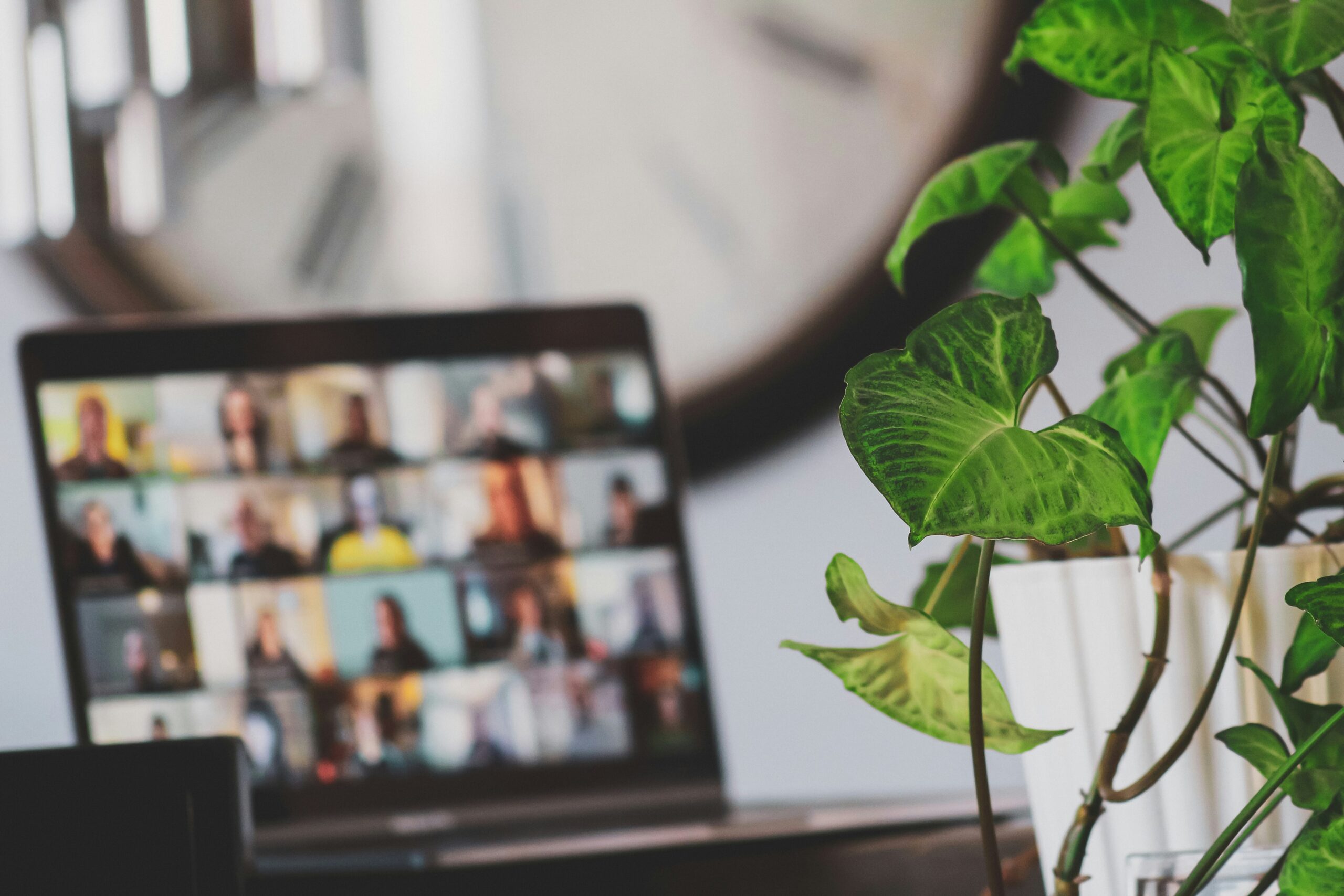 Report explores and recommends peer support networks for U.S. journalists facing online abuse