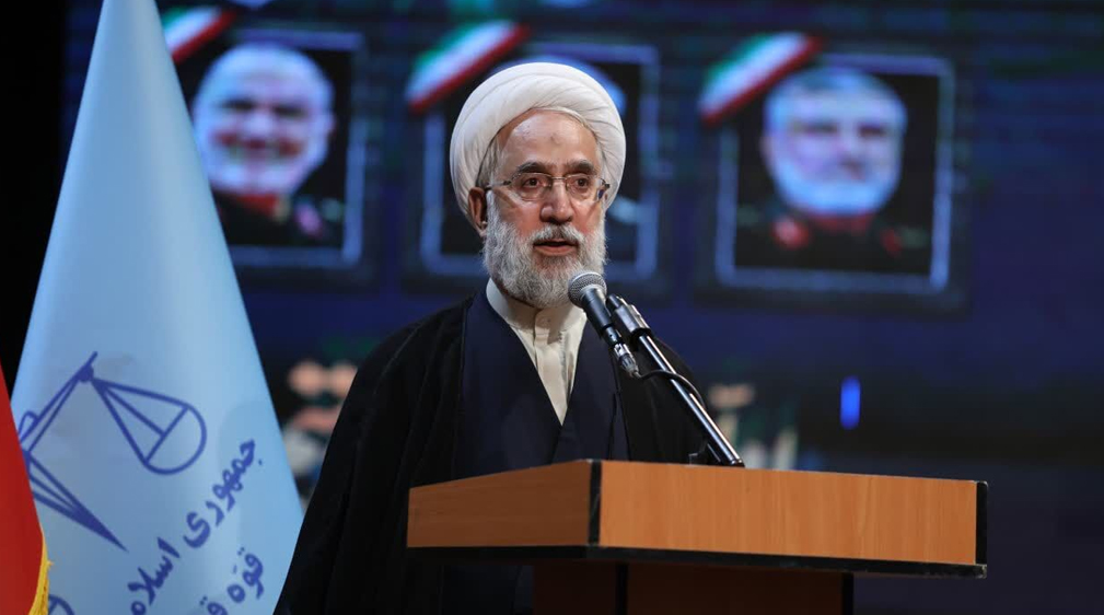 Iran’s Chief Prosecutor Warns Undocumented Afghan Migrants to Leave or Face Legal Action