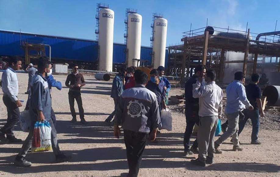 EXCLUSIVE: Kayhan Life Interviews Iran’s Striking Oil Workers - KAYHAN LIFE