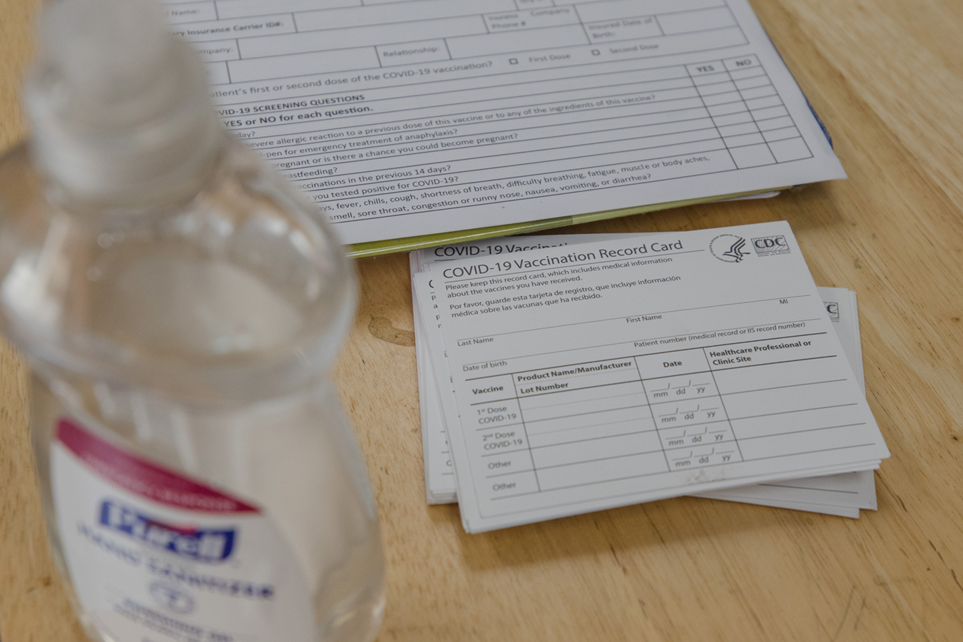 V-Safe: How Everyday People Help the CDC Track Covid Vaccine Safety With Their Phones - KFF Health News