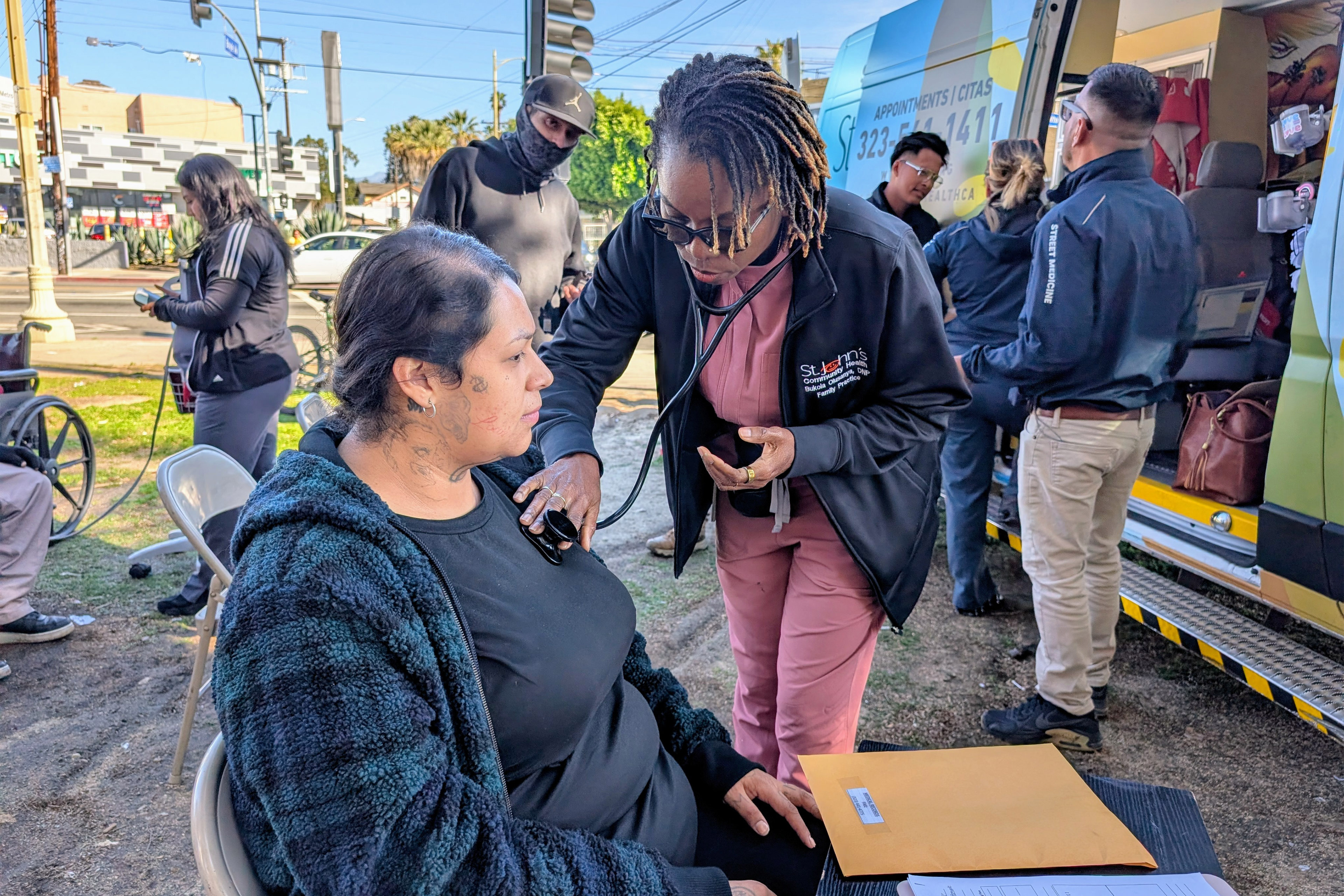 Reckoning With State and Federal Cuts, Los Angeles Safety-Net Clinics Push for a New Tax - KFF Health News
