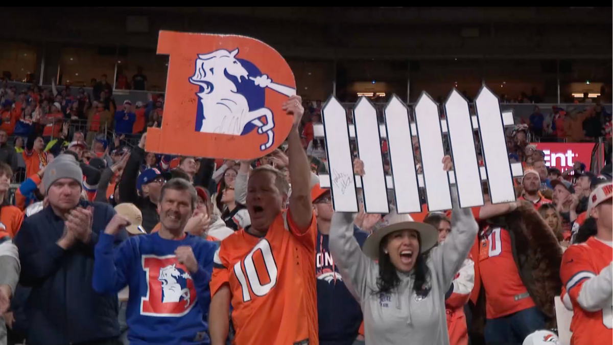 Fans boo as Broncos clinch top seed; what's next for Denver | KRDO