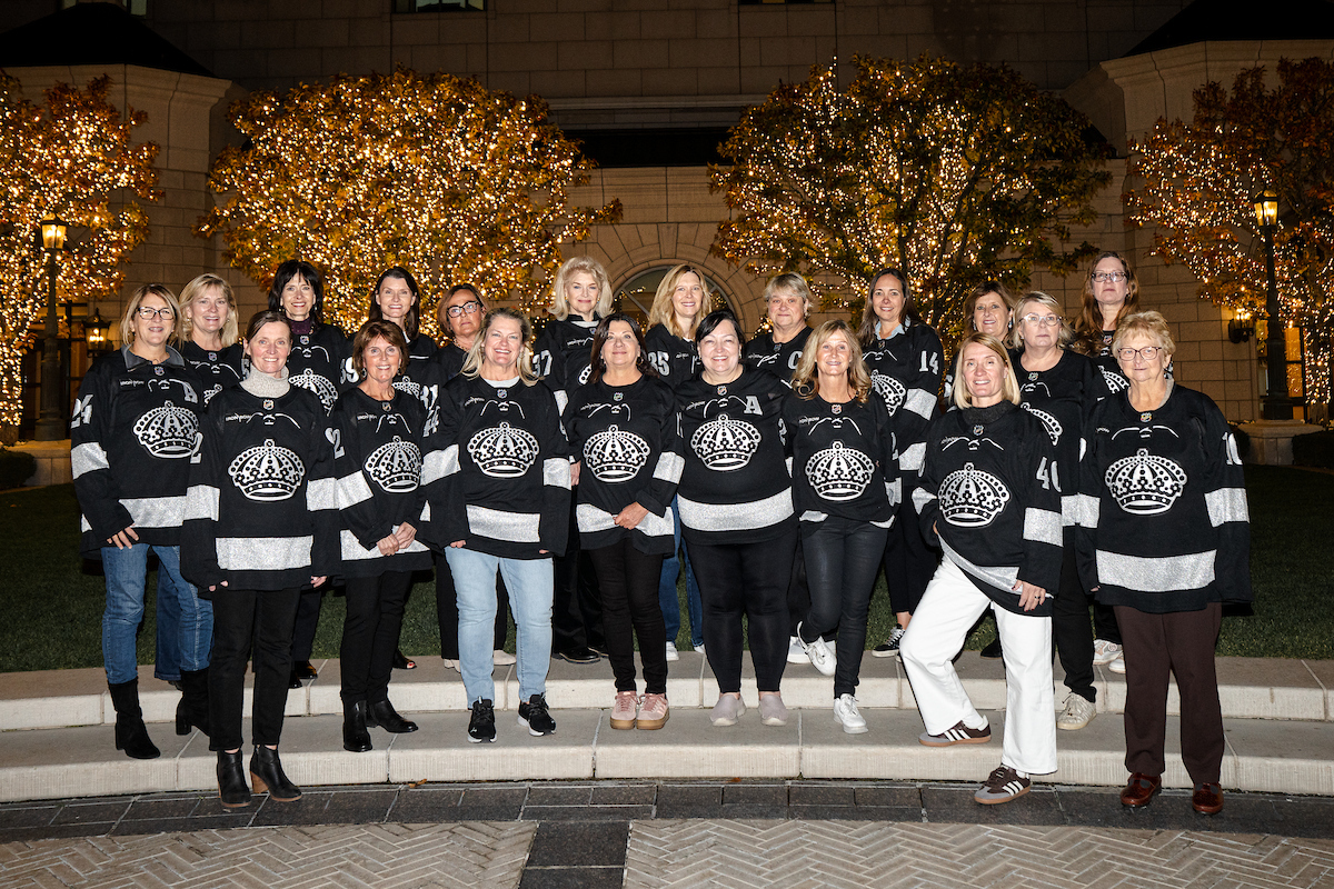 Kings Enjoying Extra Family Time During Moms Trip - LA Kings Insider