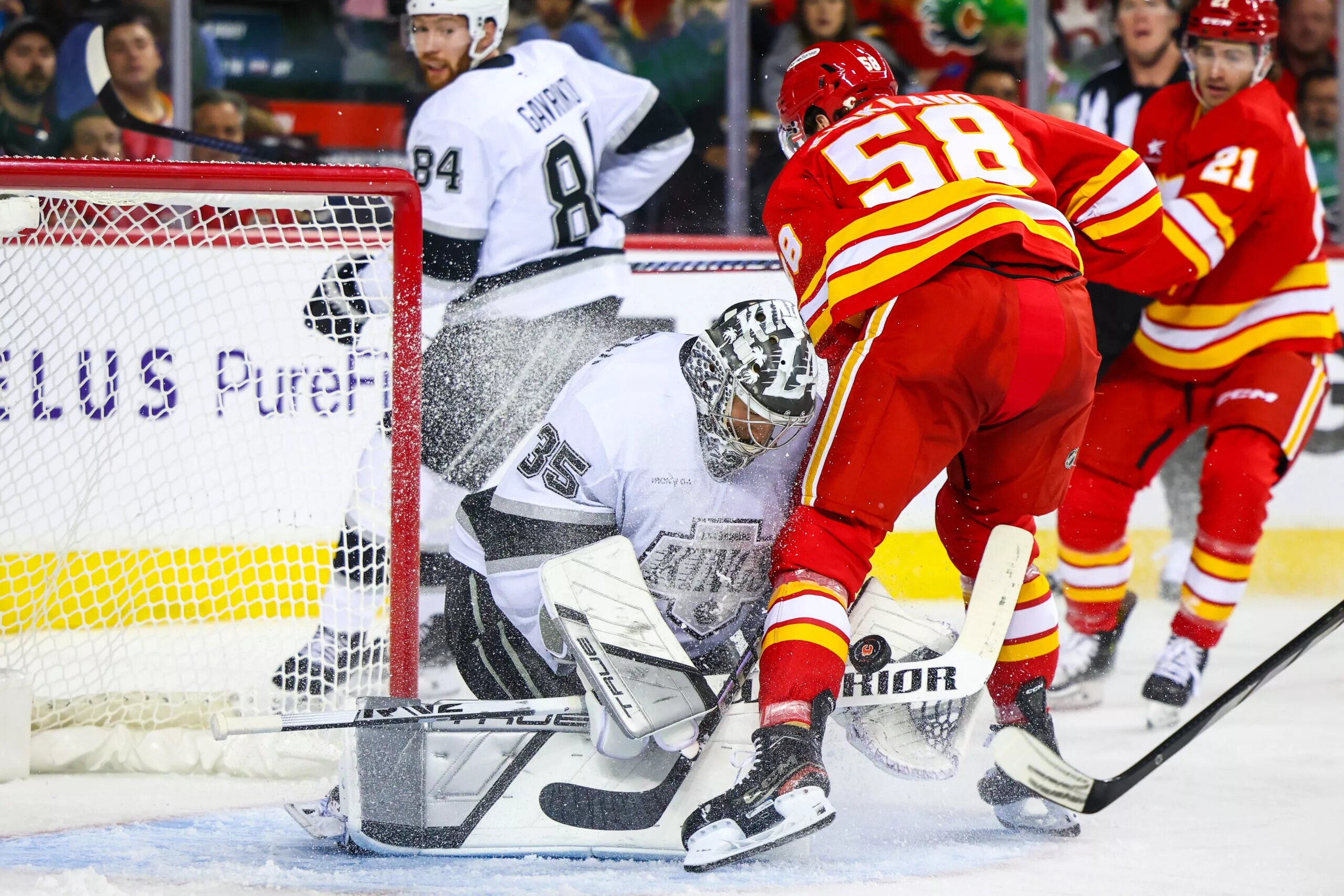 A Classic Western Conference Matchup with Calgary and L.A.