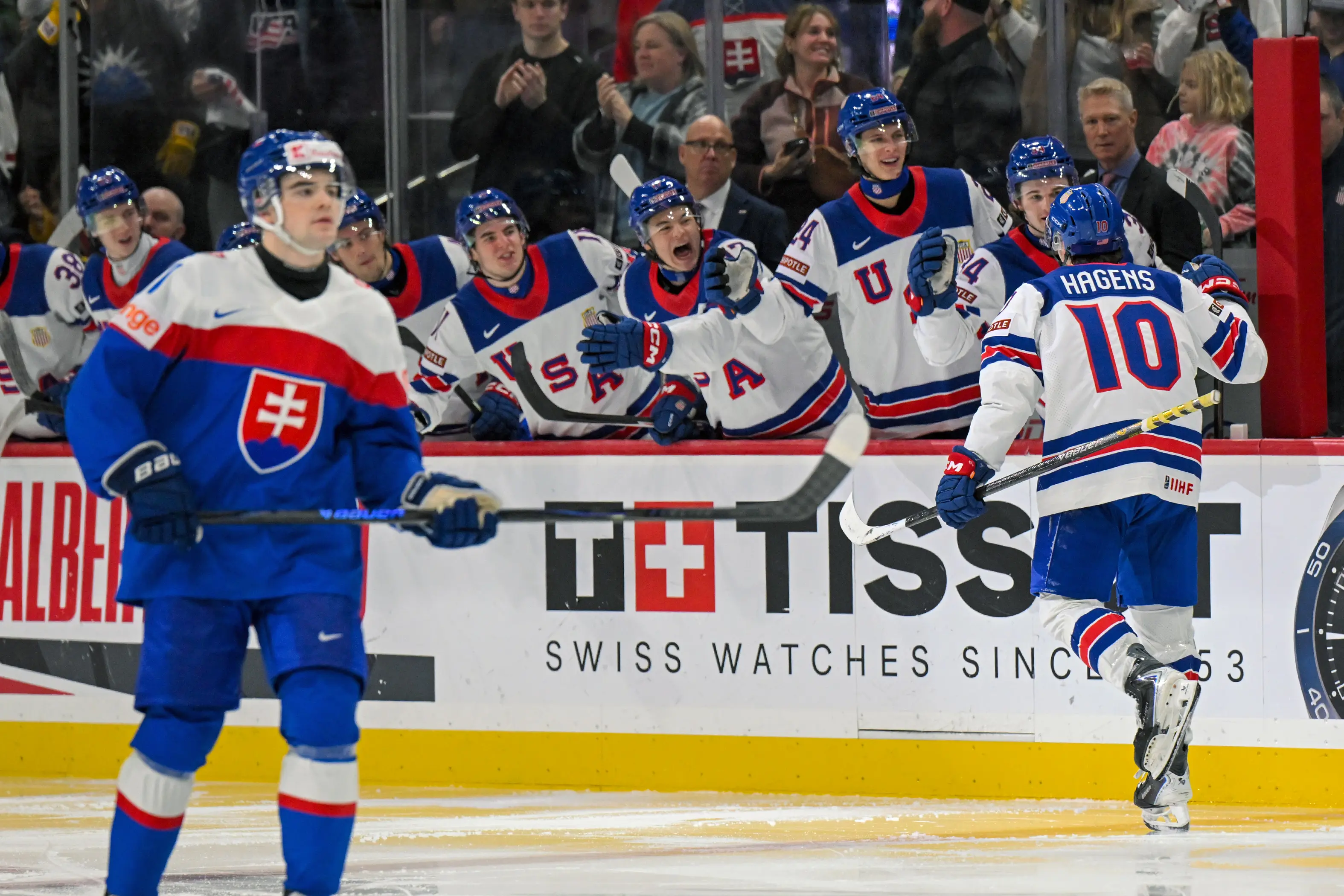Bruins Ink Top Prospect to ELC
