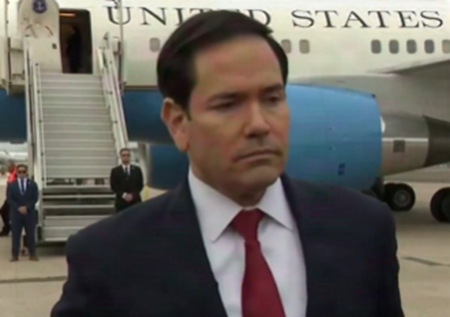 Marco Rubio Schools Journalist on Cuba and Communism