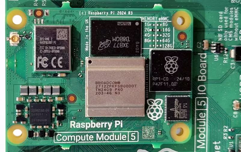 Raspberry Pi CM5 makes an appearance at a German trade fair ahead of official launch - Liliputing