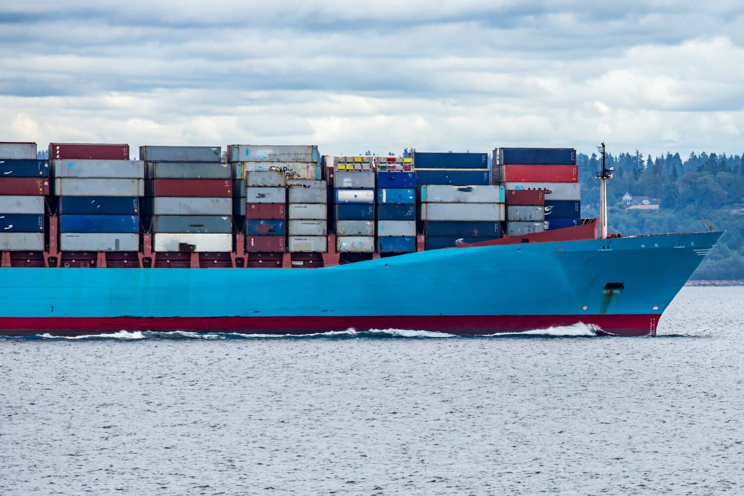 Running Windows and Linux containers without Docker Desktop