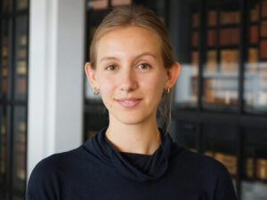 What does a ‘digital humanities research software engineer’ do? – Living with Machines