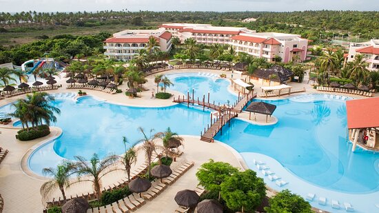 Turma do Barulho na praia .... - Picture of Grand Palladium Imbassai Resort & Spa - Tripadvisor