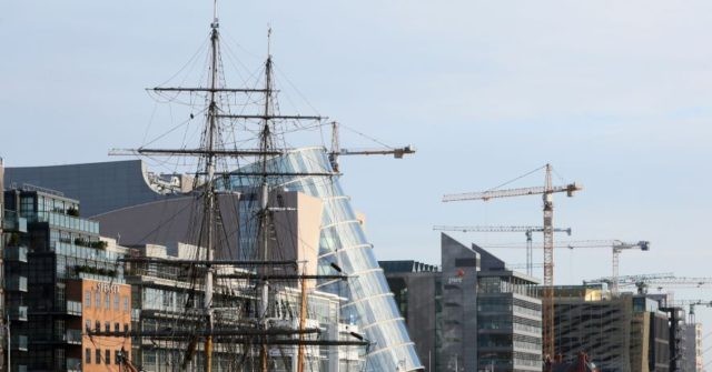 Irish Central Bank Says Country Needs More Migrants to Keep Pay Down