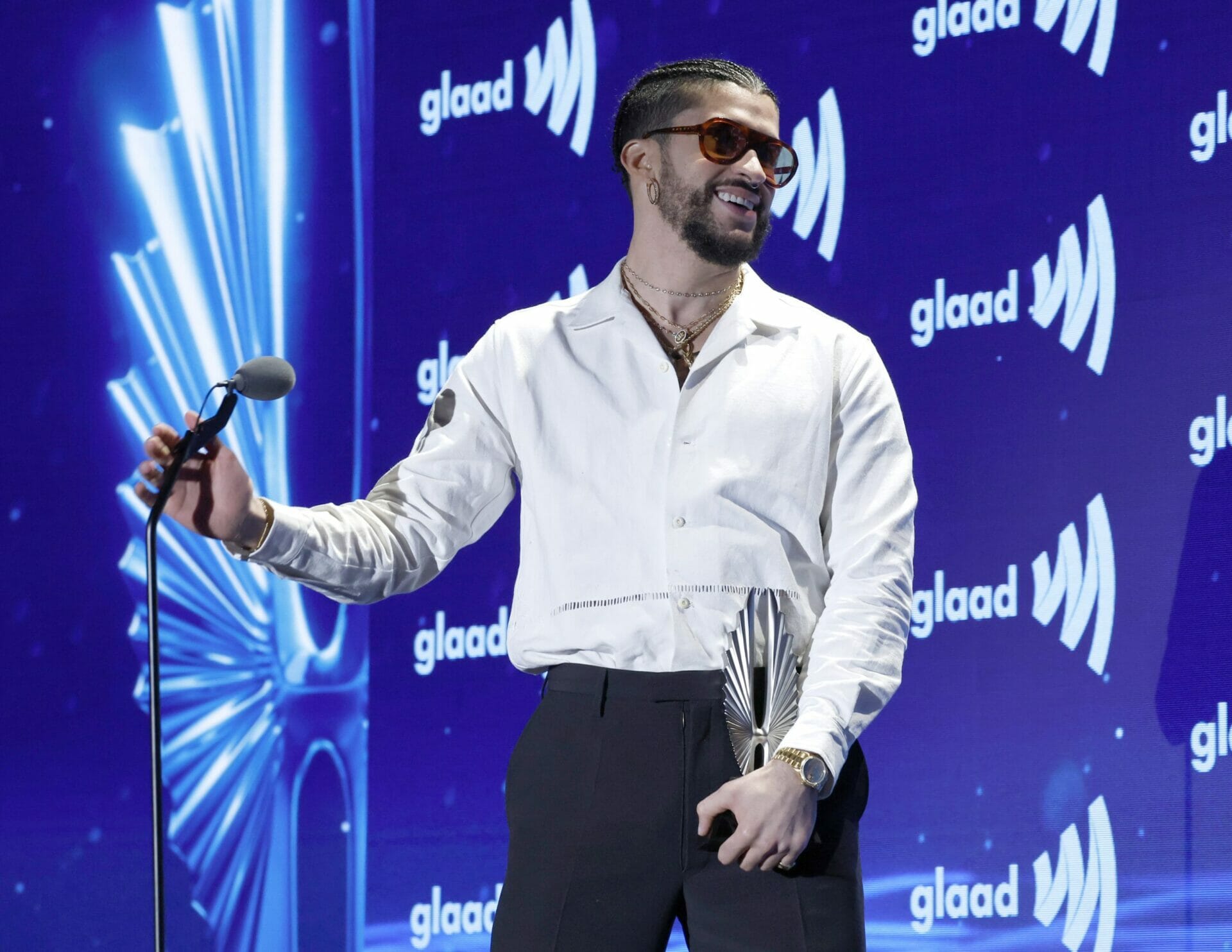 34th GLAAD Media Awards: Vanguard Award Recipient Bad Bunny Thanks LGBTQ Community For Embracing Him | GLAAD