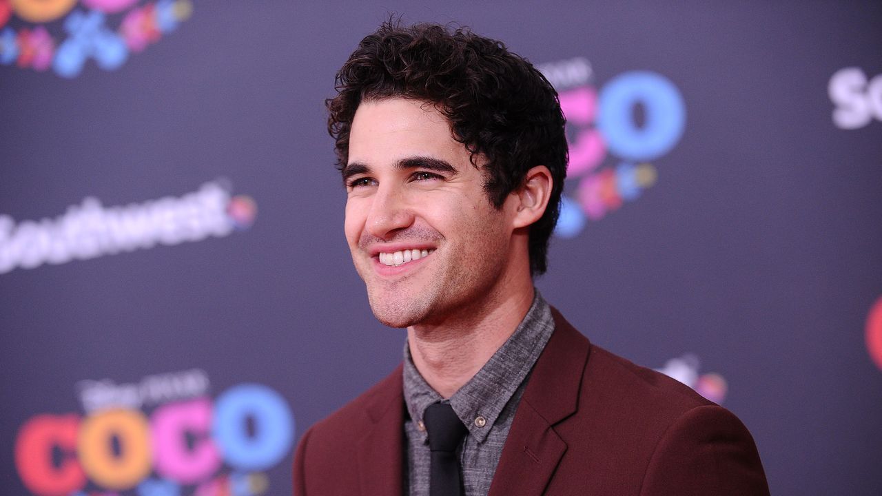 'The Assassination of Gianni Versace' Star Darren Criss: 'All Great Stories Are Great Stories Regardless of Color, Age, Gender, Sexuality' | Glamour