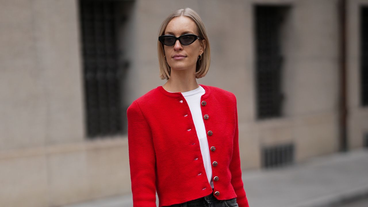 How to Style Cropped Jeans for Summer 2026, Per Fashion Editors | Glamour