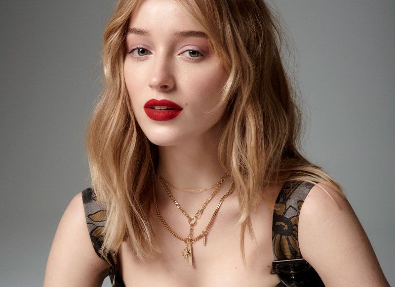 Phoebe Dynevor: ‘There was a spark in the room’ %%sep%% %%sitename%% - The Mail