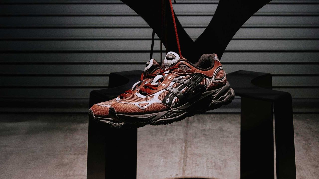 Großstadt-Vibes pur: Warum der neue Asics Gel-NYC 2.0 der perfekte Sneaker für die Stadt ist | GQ Germany