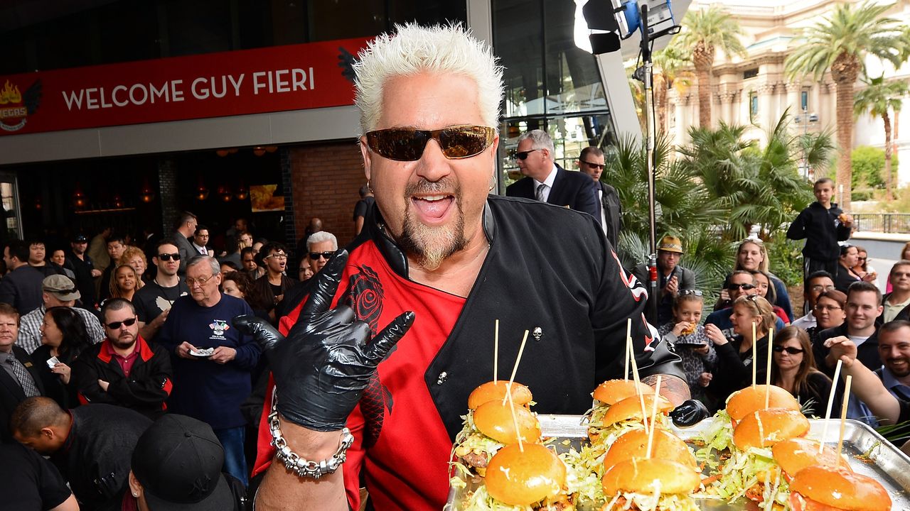 The Simple Pleasures of 'Diners, Drive-Ins and Dives' | GQ