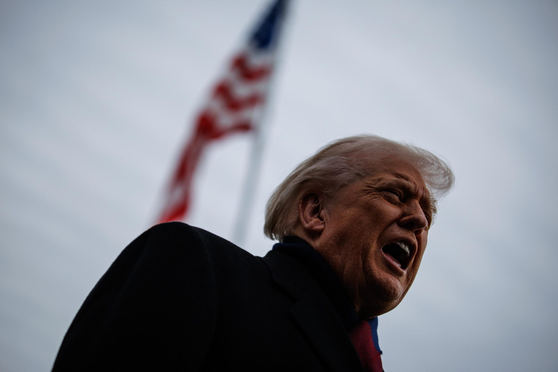Trump il militarista: vuole 1.500 miliardi per il Pentagono