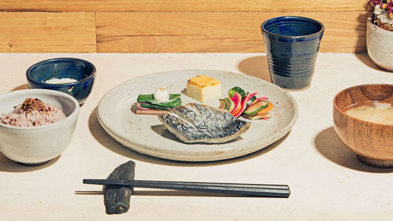 Okonomi/Yuji Ramen: Tables for Two | The New Yorker