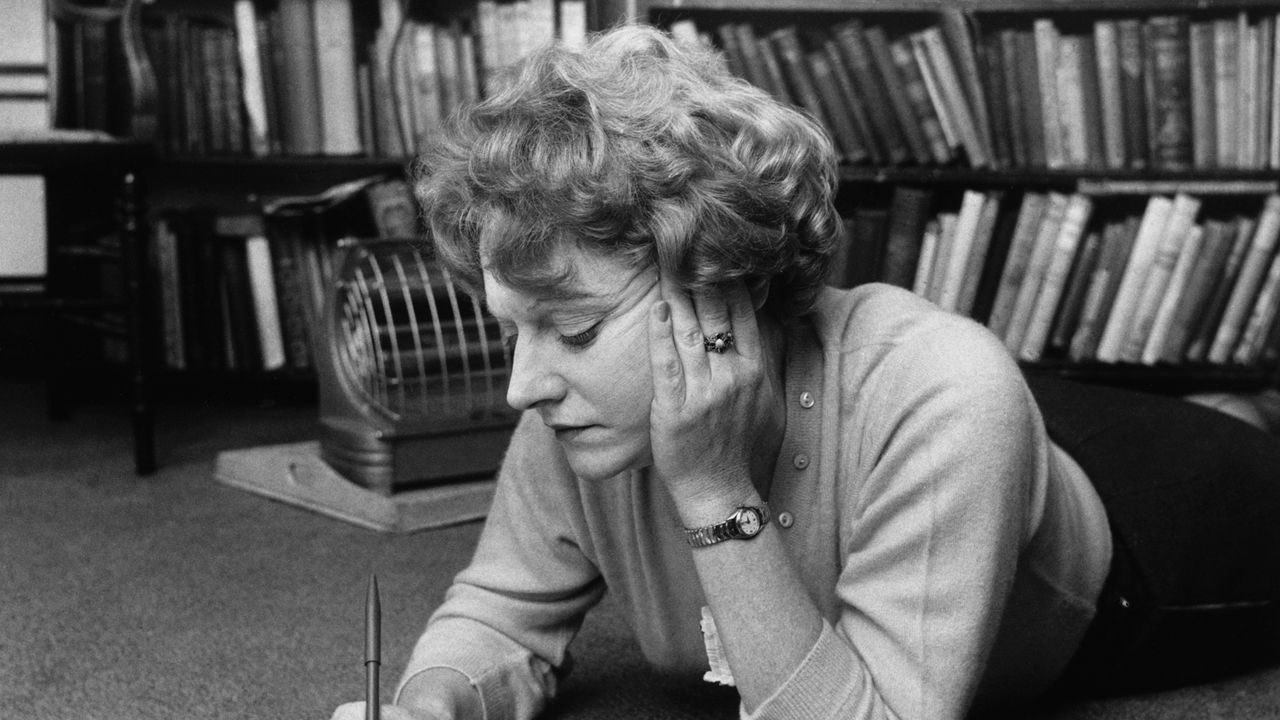 The Teacher Who Inspired “The Prime of Miss Jean Brodie” | The New Yorker