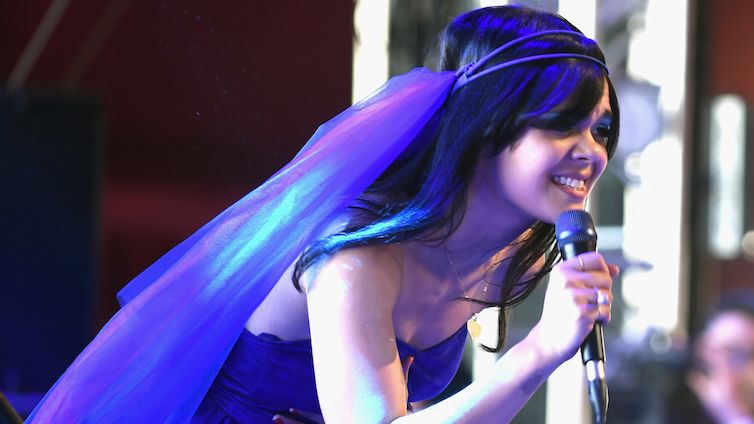 Coachella 2016: Watch Bat for Lashes Play Songs From Her New Album The Bride | Pitchfork