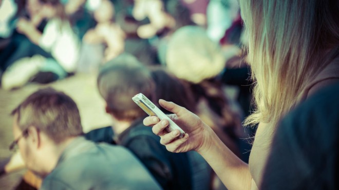 Mobile Advertising Versus Other Ad Formats, What's the Difference?