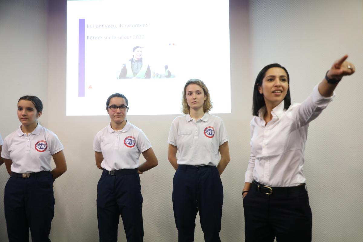 Le Service national universel obligatoire pour les jeunes de six départements dès janvier 2024 ?