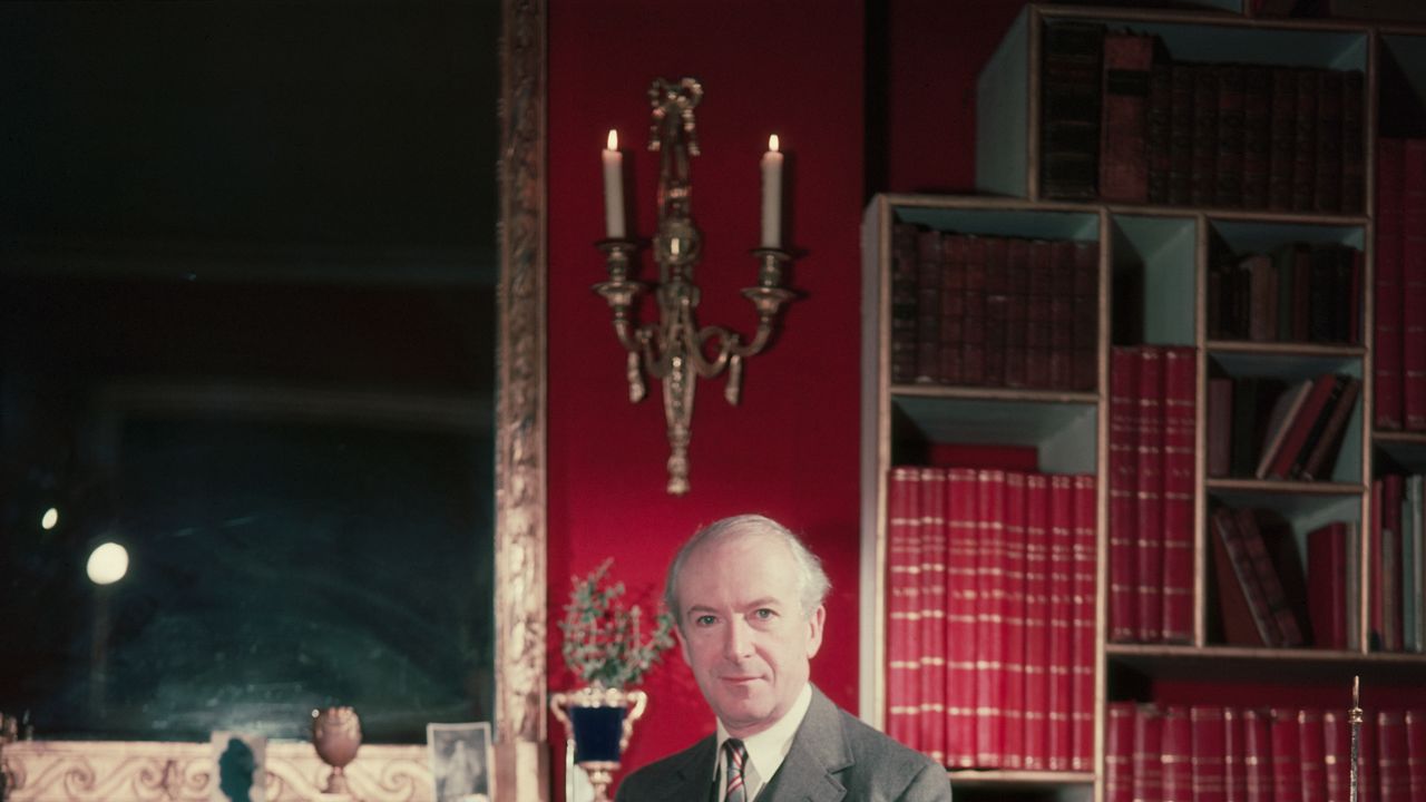How Cecil Beaton and Norman Hartnell found their star power at the Cambridge Footlights | Tatler