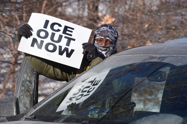 DHS Lawyer Who Asked To Be Held in Contempt Leaves Minnesota Detail – Twitchy