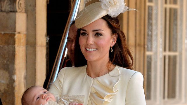 Kate Middleton’s Royal Christening Style: Cream Alexander McQueen Dress and Classic Accessories | Vanity Fair