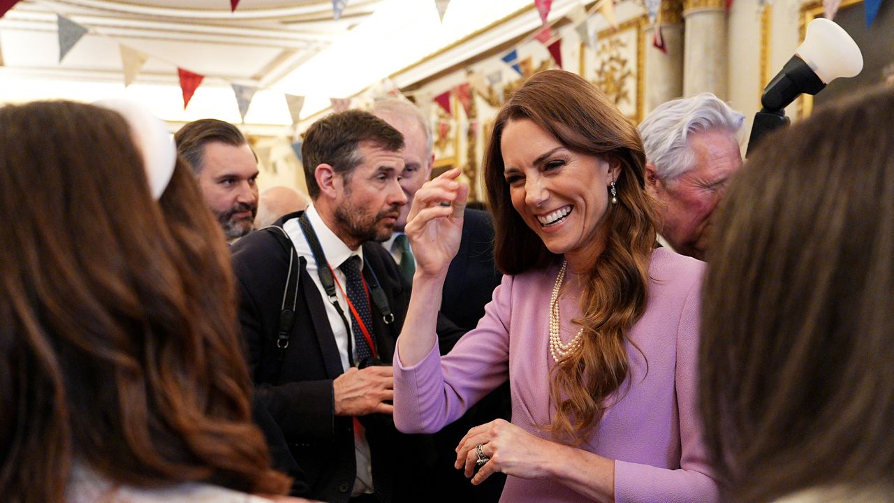 Kate Middleton Pays Tribute to Queen Elizabeth II in a Rarely Seen Piece of Heirloom Jewelry | Vanity Fair