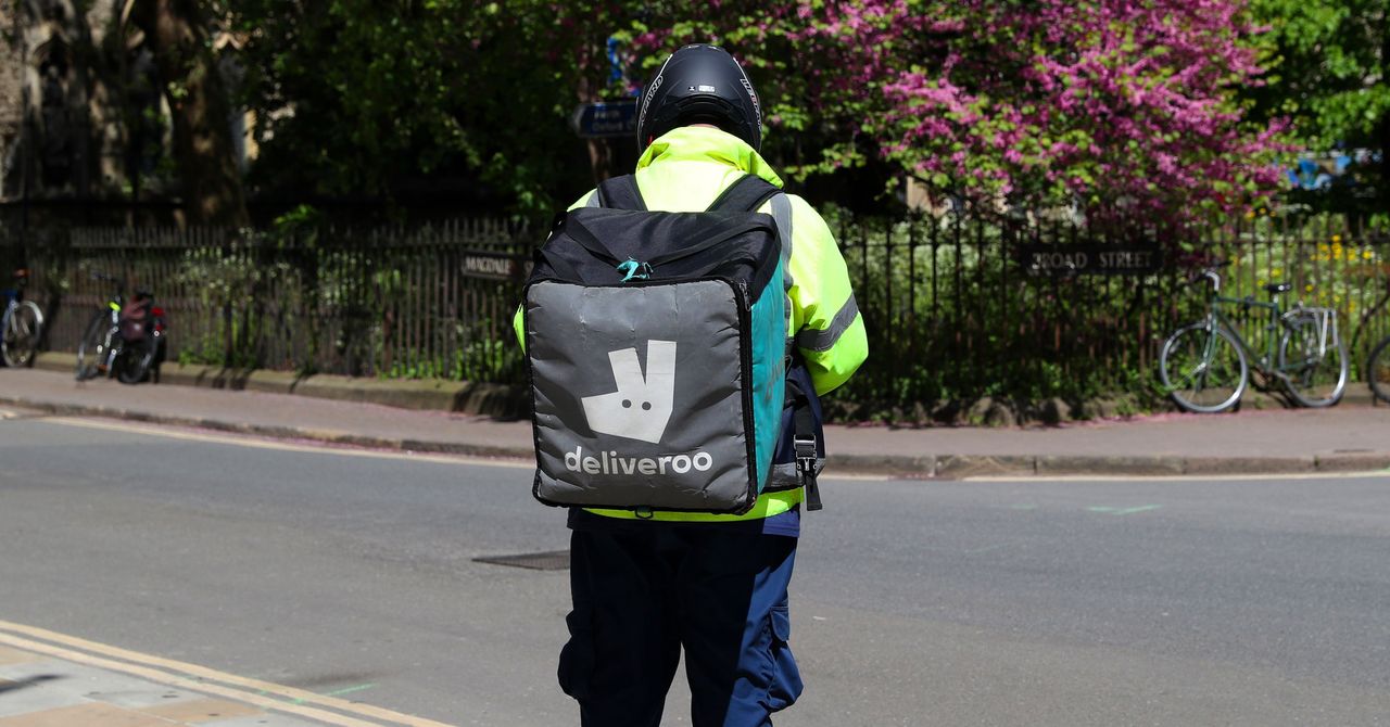 Deliveroo says couriers are heroes. In fact, they’re fighting to survive | WIRED