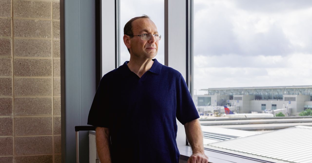 The Internet’s Biggest Travel Nerd Shares Pointers on Points | WIRED