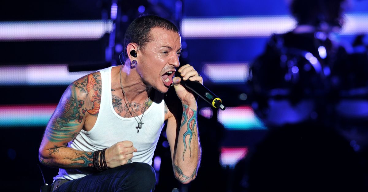 Linkin Park Singer Chester Bennington Dead | Snopes.com