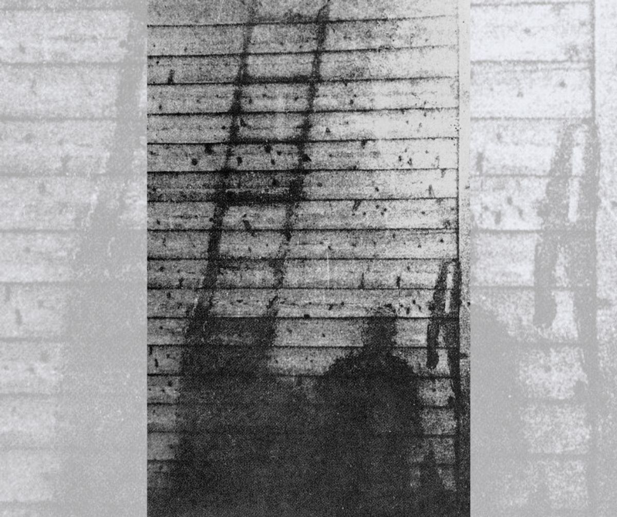 Real Photo of 'Atomic Shadow' Taken After Atomic Bomb Dropped on Hiroshima? Not Quite | Snopes.com
