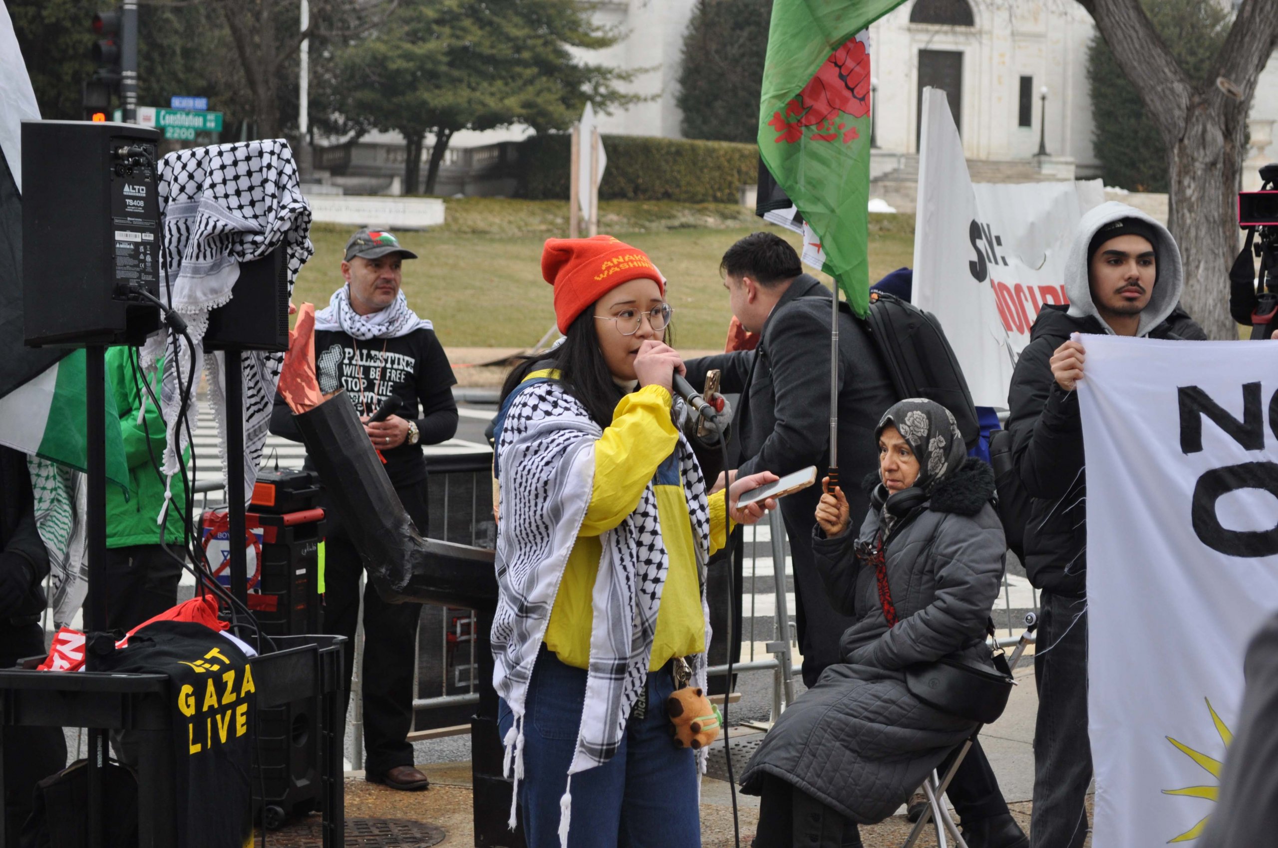 Chanting “board of lies,” protesters oppose Trump’s Board of Peace meeting on Gaza reconstruction - Medill on the Hill