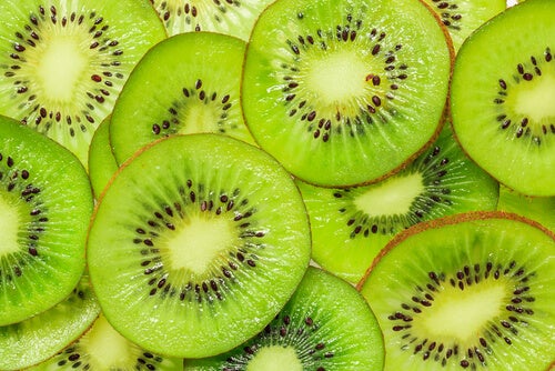 Alimentos ricos en vitamina C: el listado - Mejor con Salud