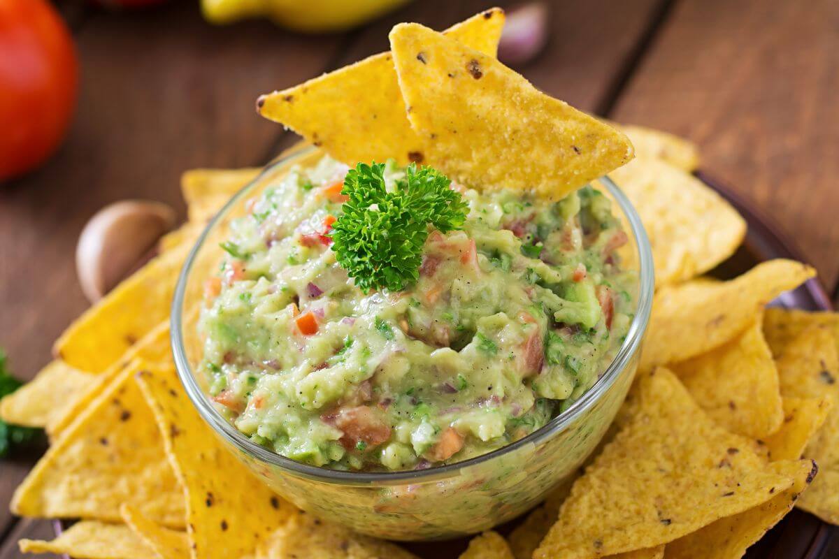 3 recetas para preparar un guacamole casero saludable - Mejor con Salud