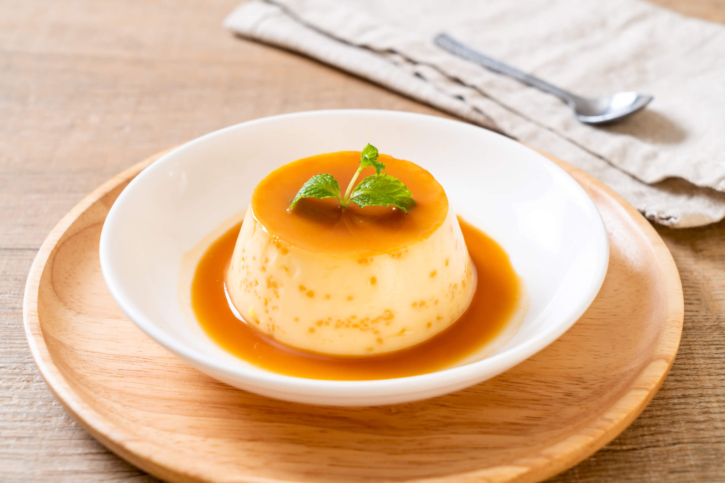 Flan de huevo casero: receta paso a paso con todos los tips - Mejor con Salud